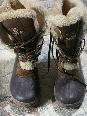 Megellan Womens sz 8 Brown Faux Fur Water Resistnt Boots Pre-owned
